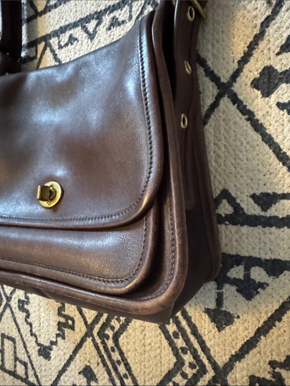 Vintage Coach Rambler's Legacy Bag (Style 9061) Mahogany Leather - Picture 3 of 16